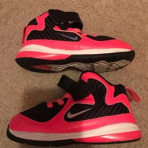 Toddler Girls Lebron sz 8c